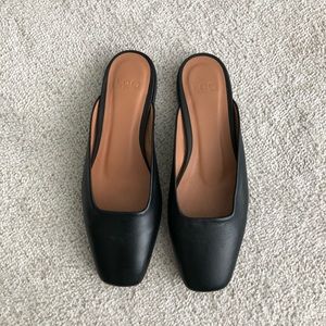 Loq Lucia Black Mules